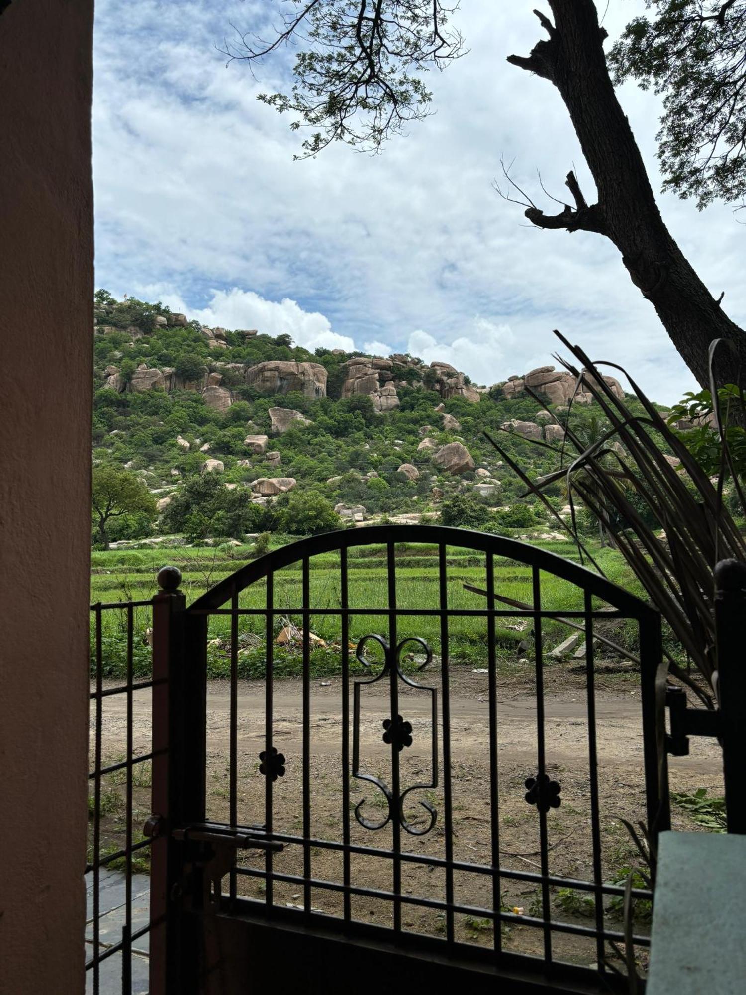 Cocogreen Hampi Buitenkant foto